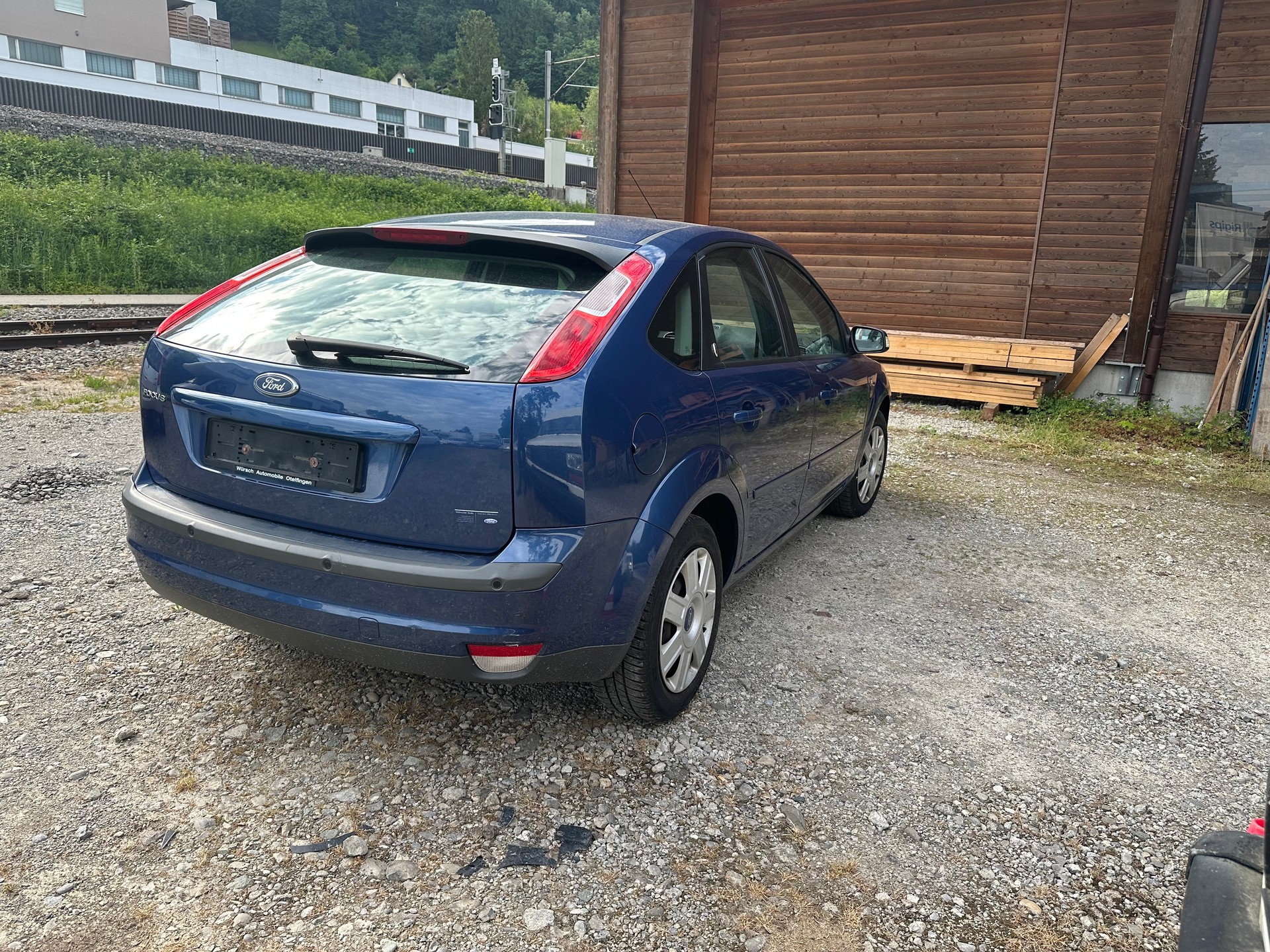 FORD FOCUS-image-1