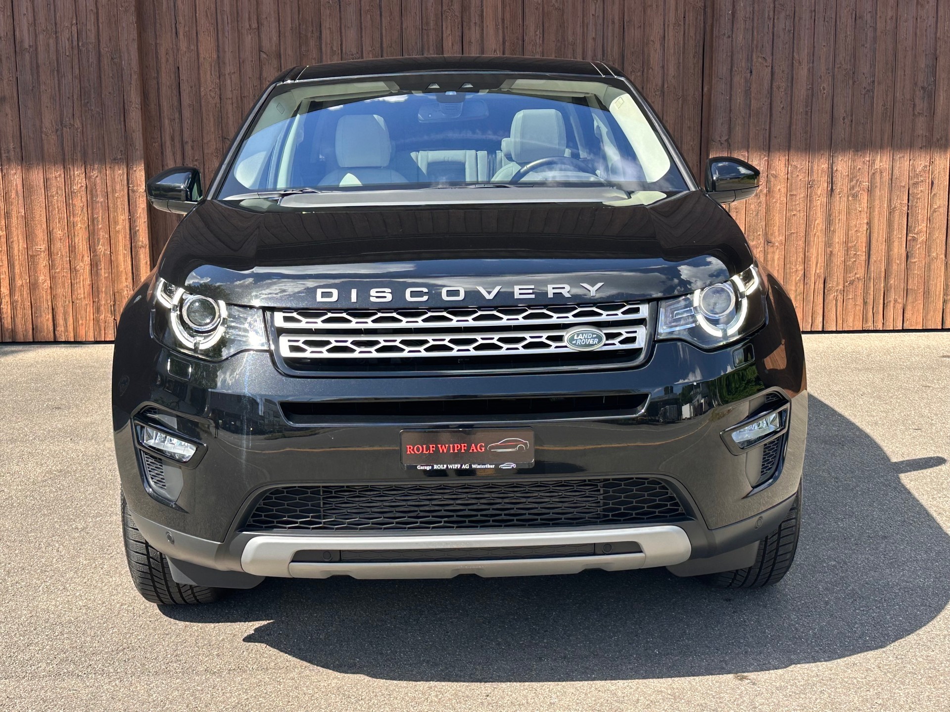 LAND ROVER Discovery Sport 2.0 Si4 HSE Luxury AT9-showroom-element-2