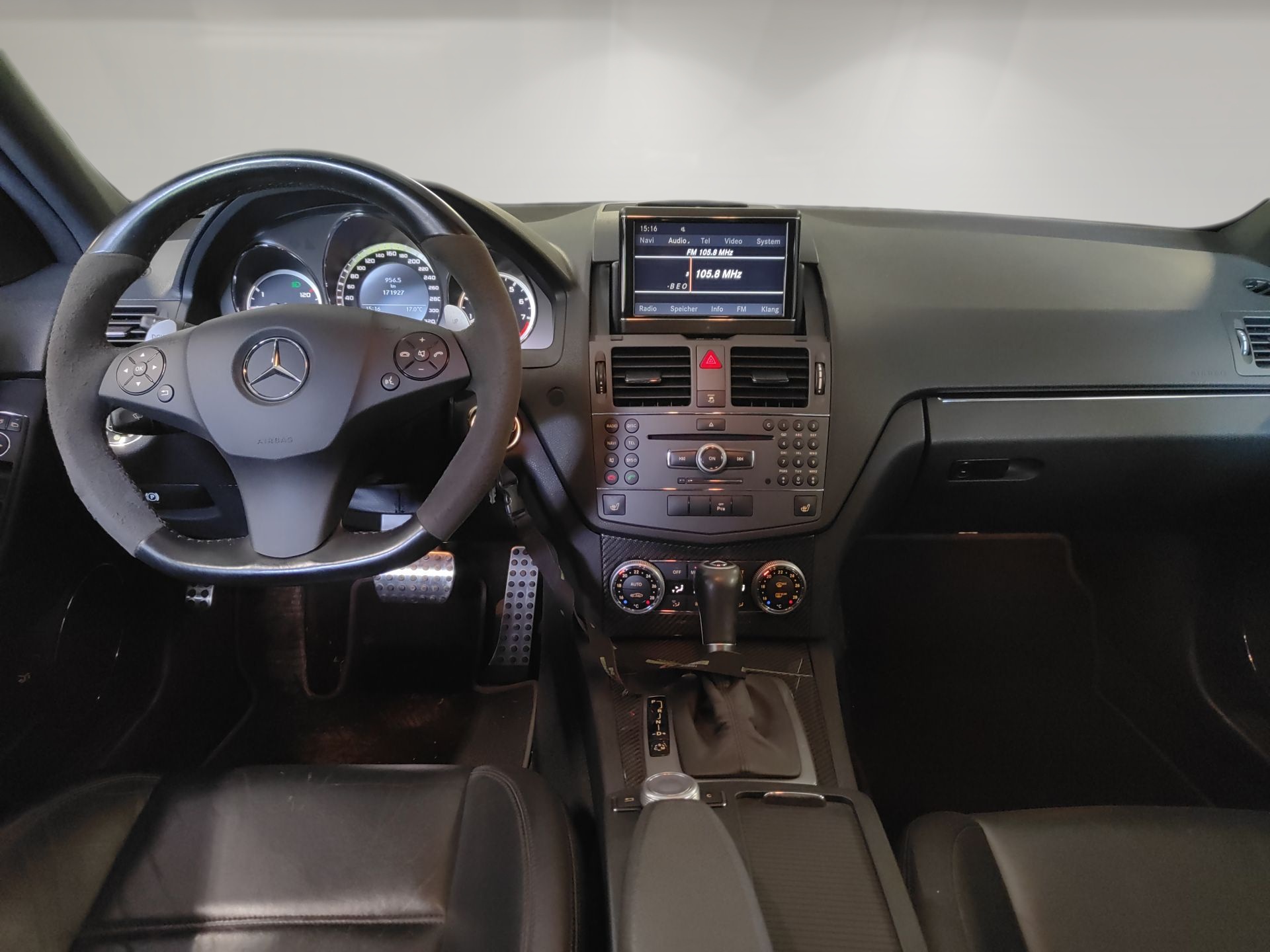 MERCEDES-BENZ C 63 AMG Avantgarde 7G-Tronic-image-8