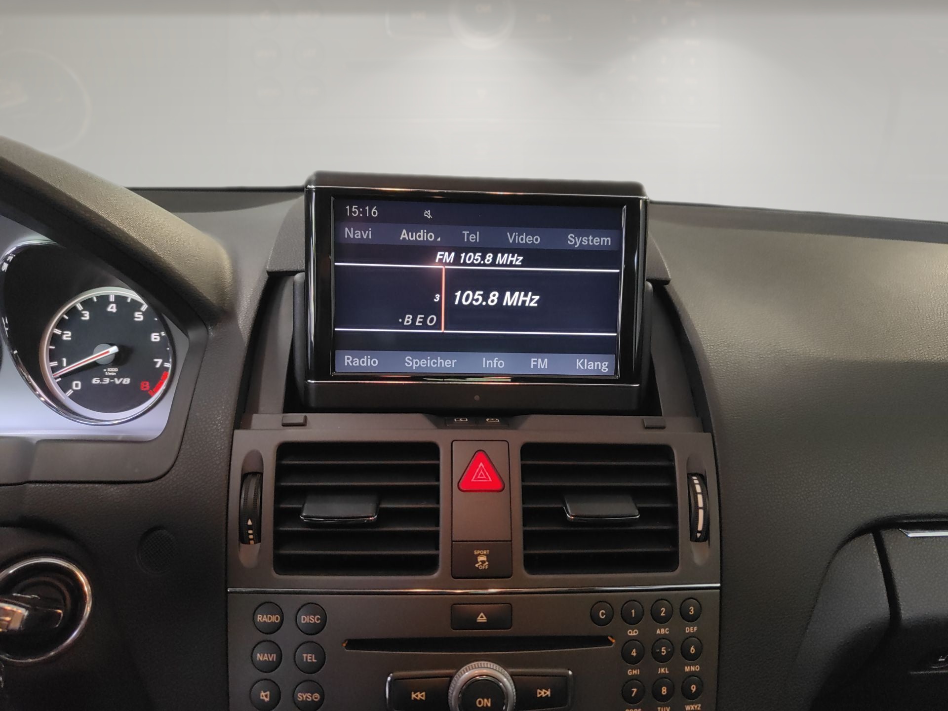 MERCEDES-BENZ C 63 AMG Avantgarde 7G-Tronic-image-7