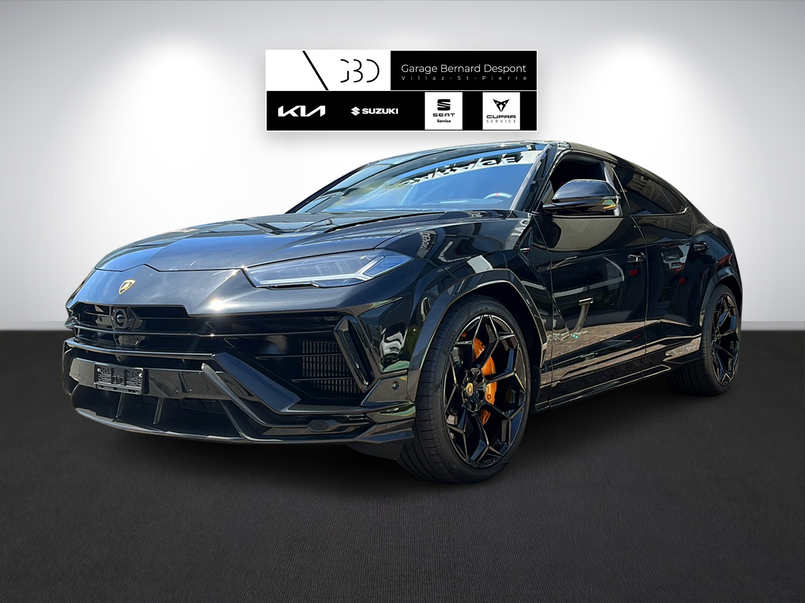 LAMBORGHINI Performante-image-0