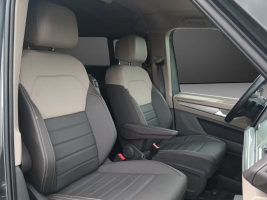 VW Multivan 1.5eH Life Ed 4M-image-7