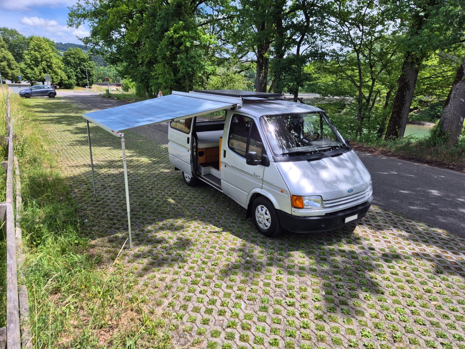 FORD Transit 120-image-0