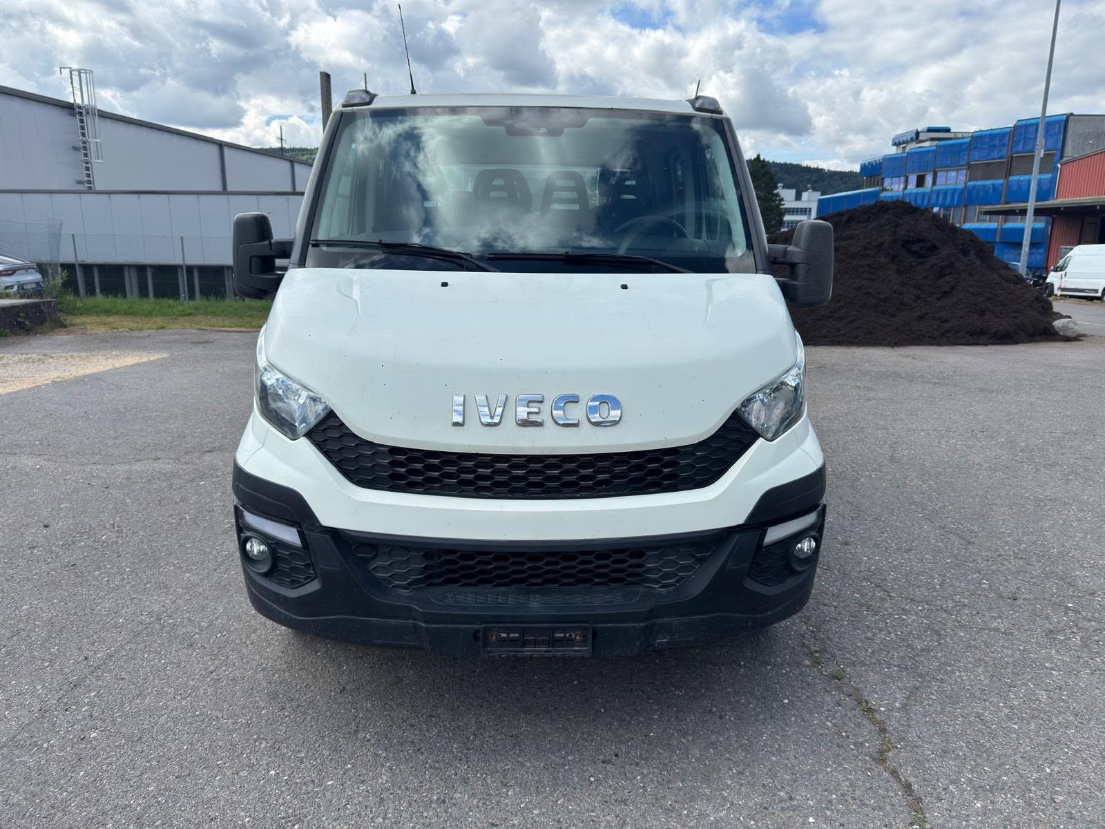 IVECO 35 S 15 D 7 Plätze-image-1