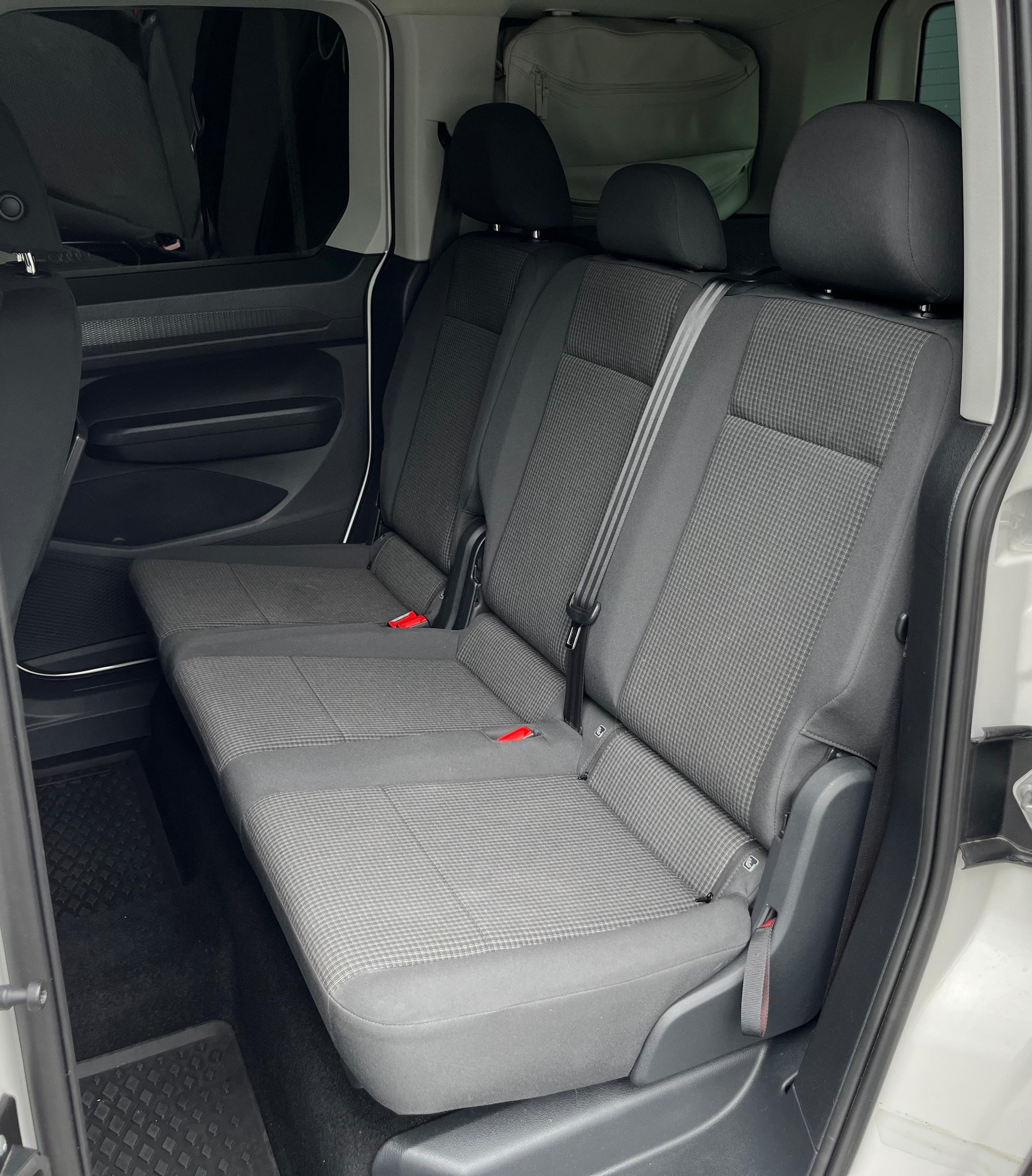 VW CADDY California 1.5 TSI DSG 7-image-8