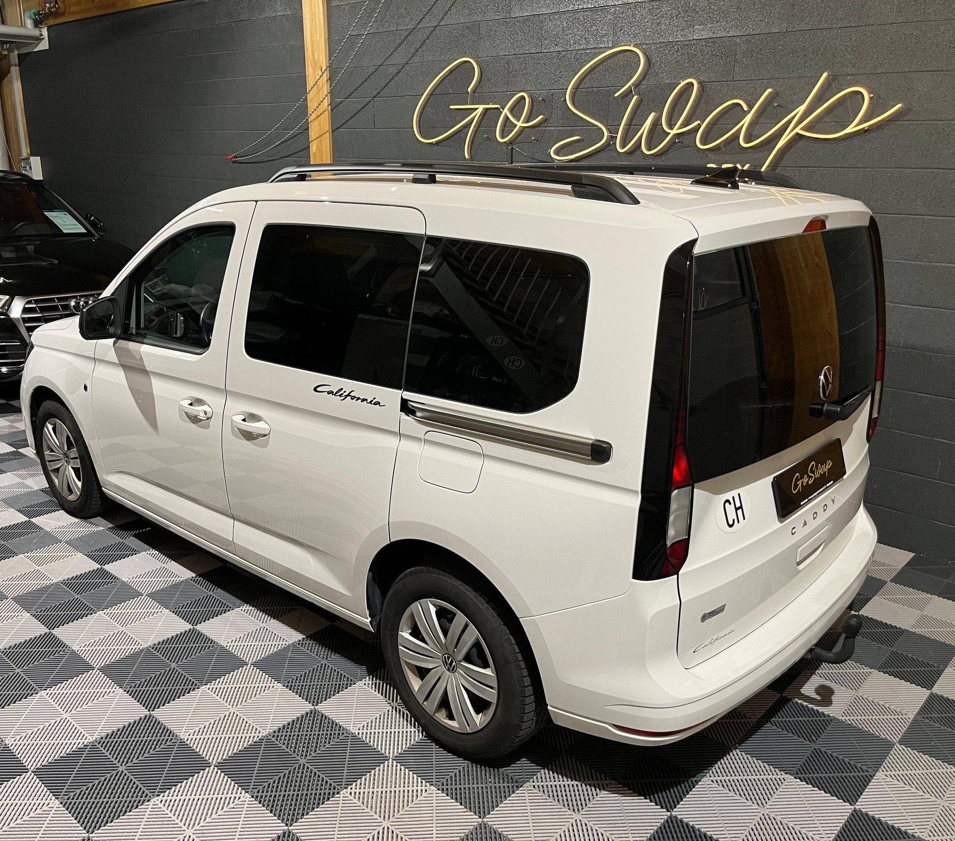 VW CADDY California 1.5 TSI DSG 7-image-6