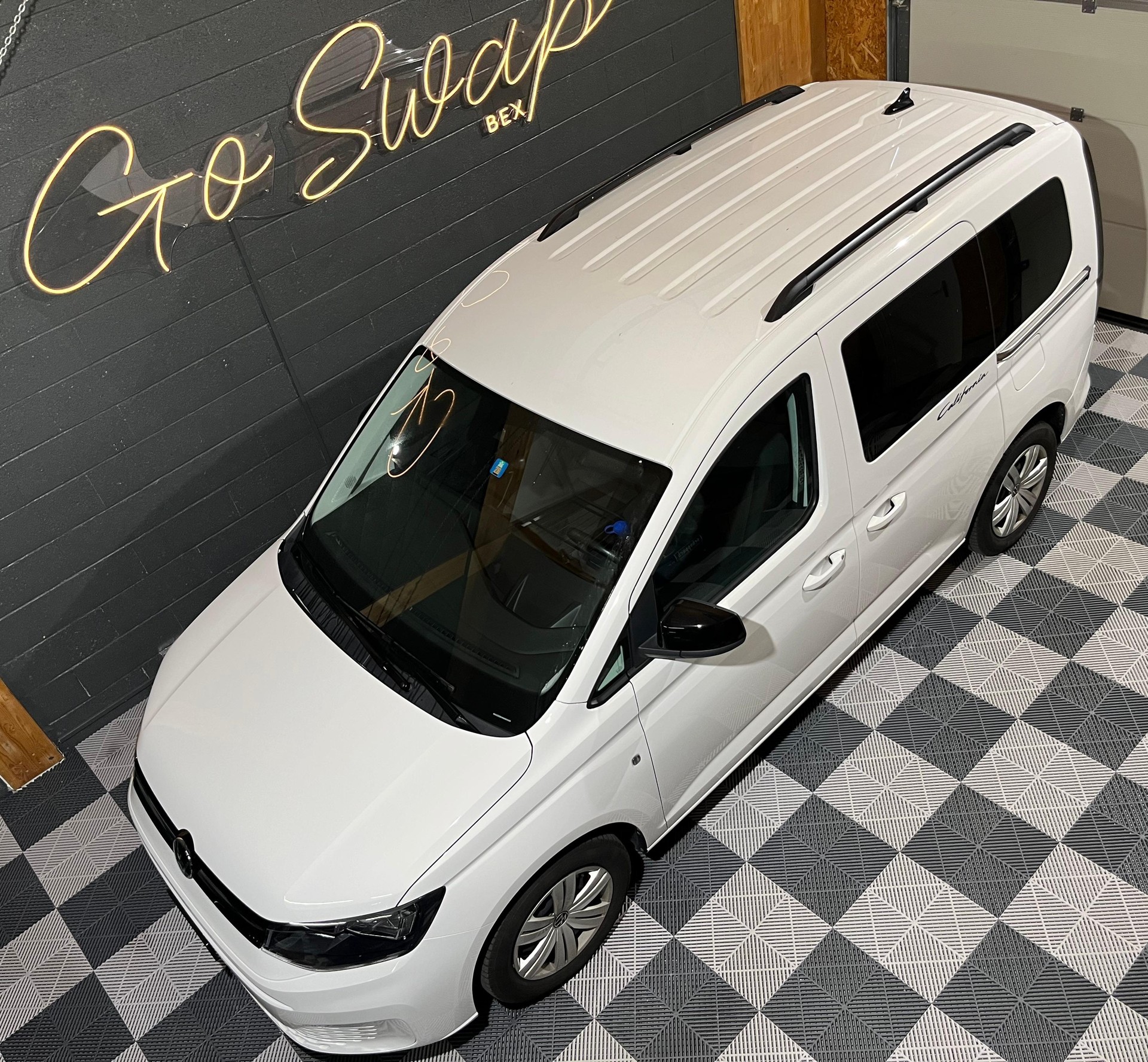 VW CADDY California 1.5 TSI DSG 7-image-4