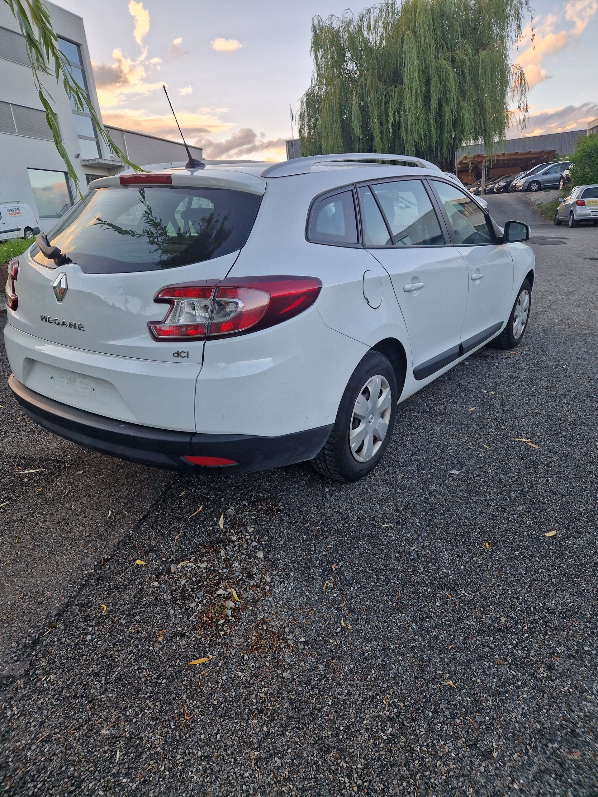RENAULT Mégane Grandtour 1.5 dCi Expression-image-4