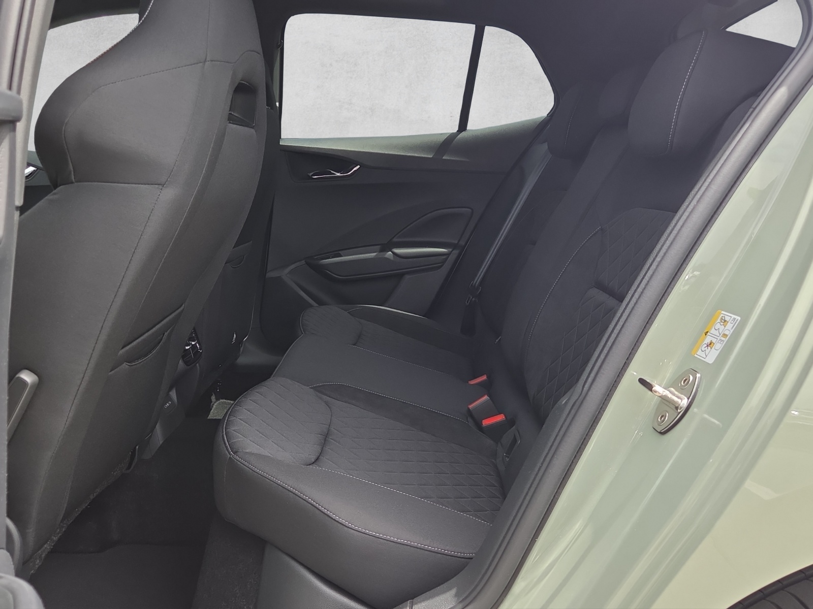 SKODA Fabia 1.0 TSI Dynamic DSG-image-9