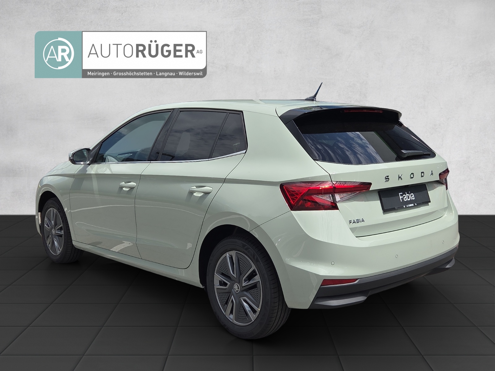 SKODA Fabia 1.0 TSI Dynamic DSG-image-3