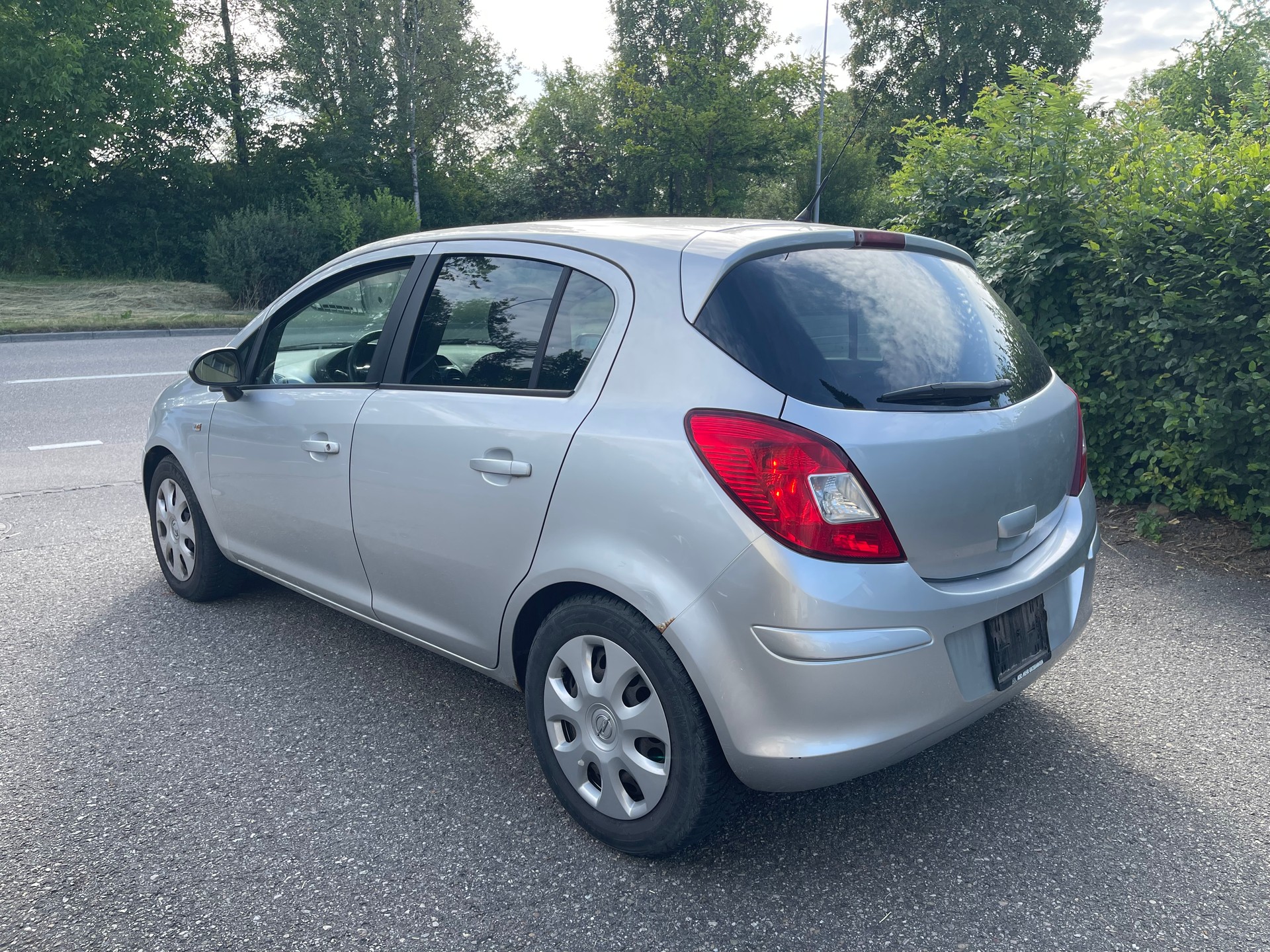 OPEL Corsa 1.4 TP Anniversary-image-1