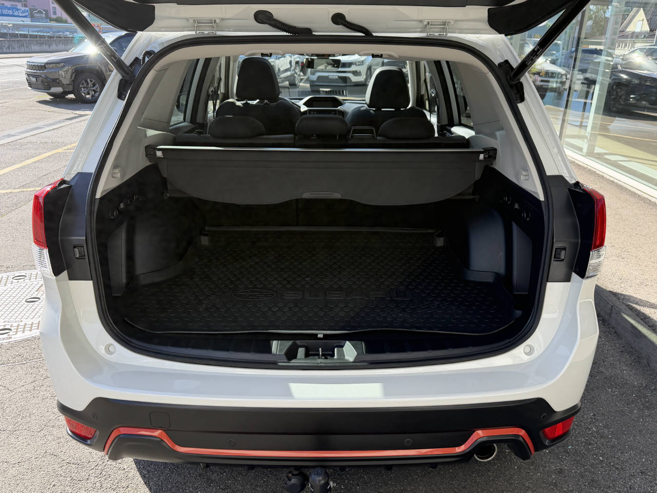 SUBARU Forester Station 2.0i e-Boxer Sport-image-7