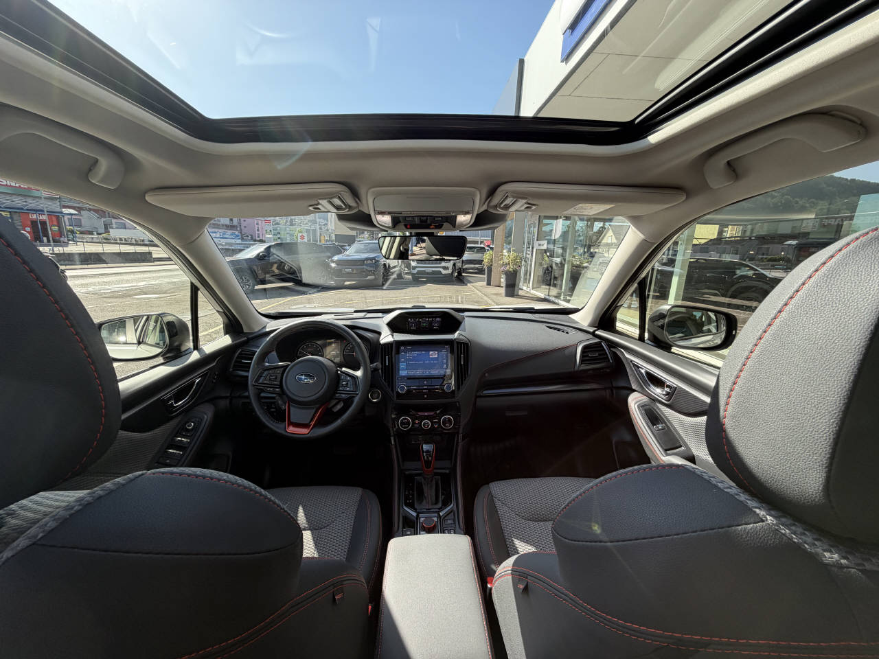 SUBARU Forester Station 2.0i e-Boxer Sport-image-9