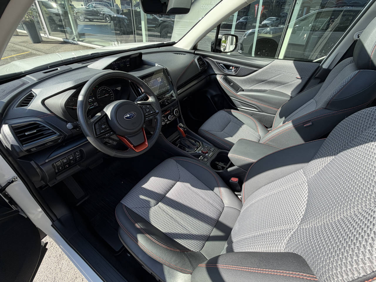 SUBARU Forester Station 2.0i e-Boxer Sport-image-10