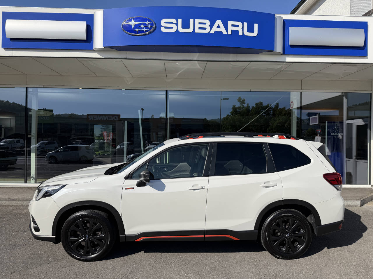 SUBARU Forester Station 2.0i e-Boxer Sport-image-0
