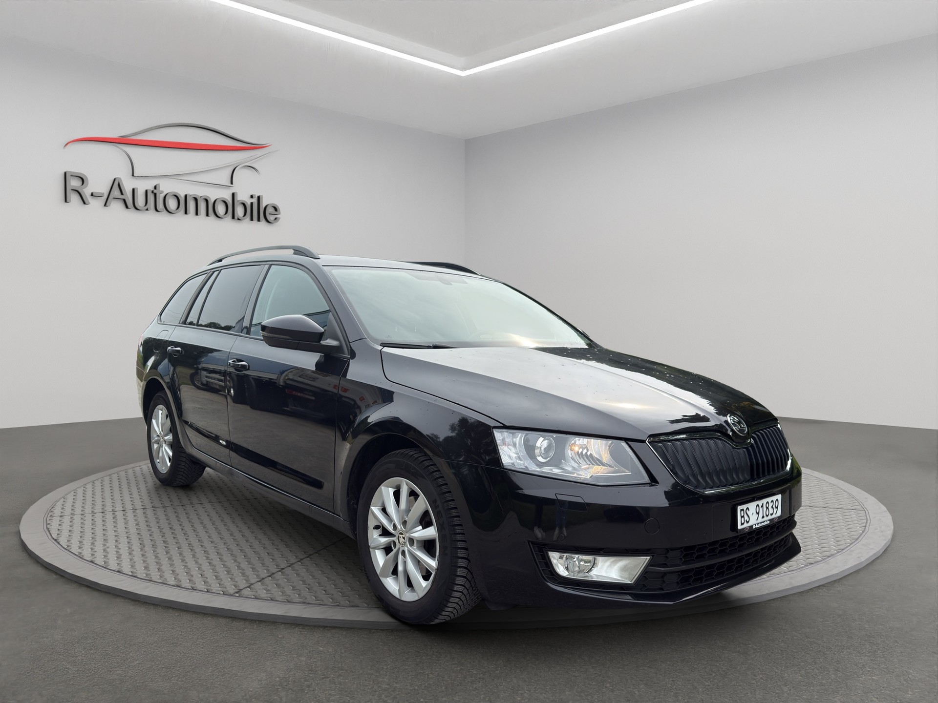 SKODA Octavia Combi 1.6 TDI Ambition DSG-image-6