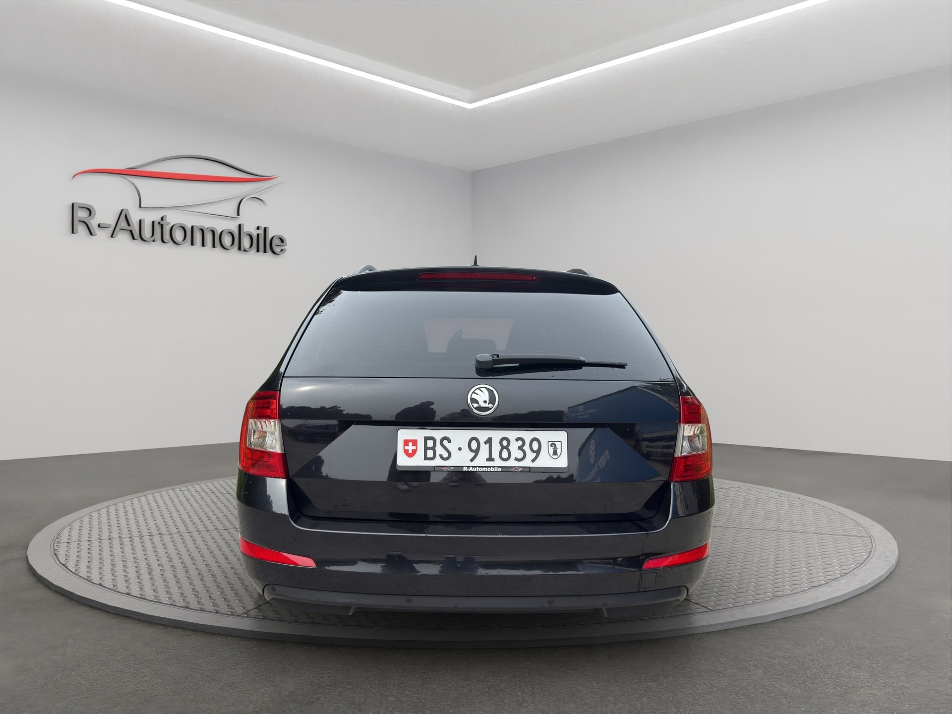 SKODA Octavia Combi 1.6 TDI Ambition DSG-image-3