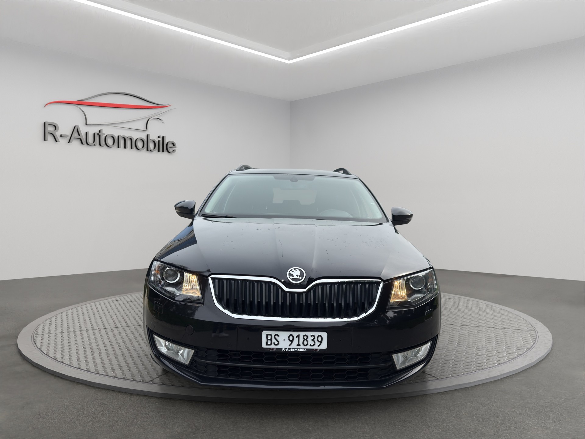 SKODA Octavia Combi 1.6 TDI Ambition DSG-image-7