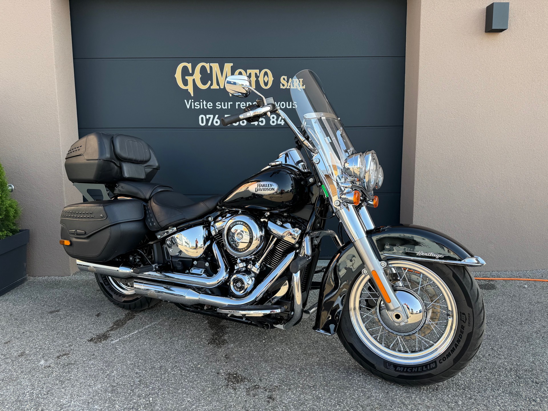 HARLEY-DAVIDSON FLHC Heritage Classic 107 (35kW Possible)-showroom-element-2