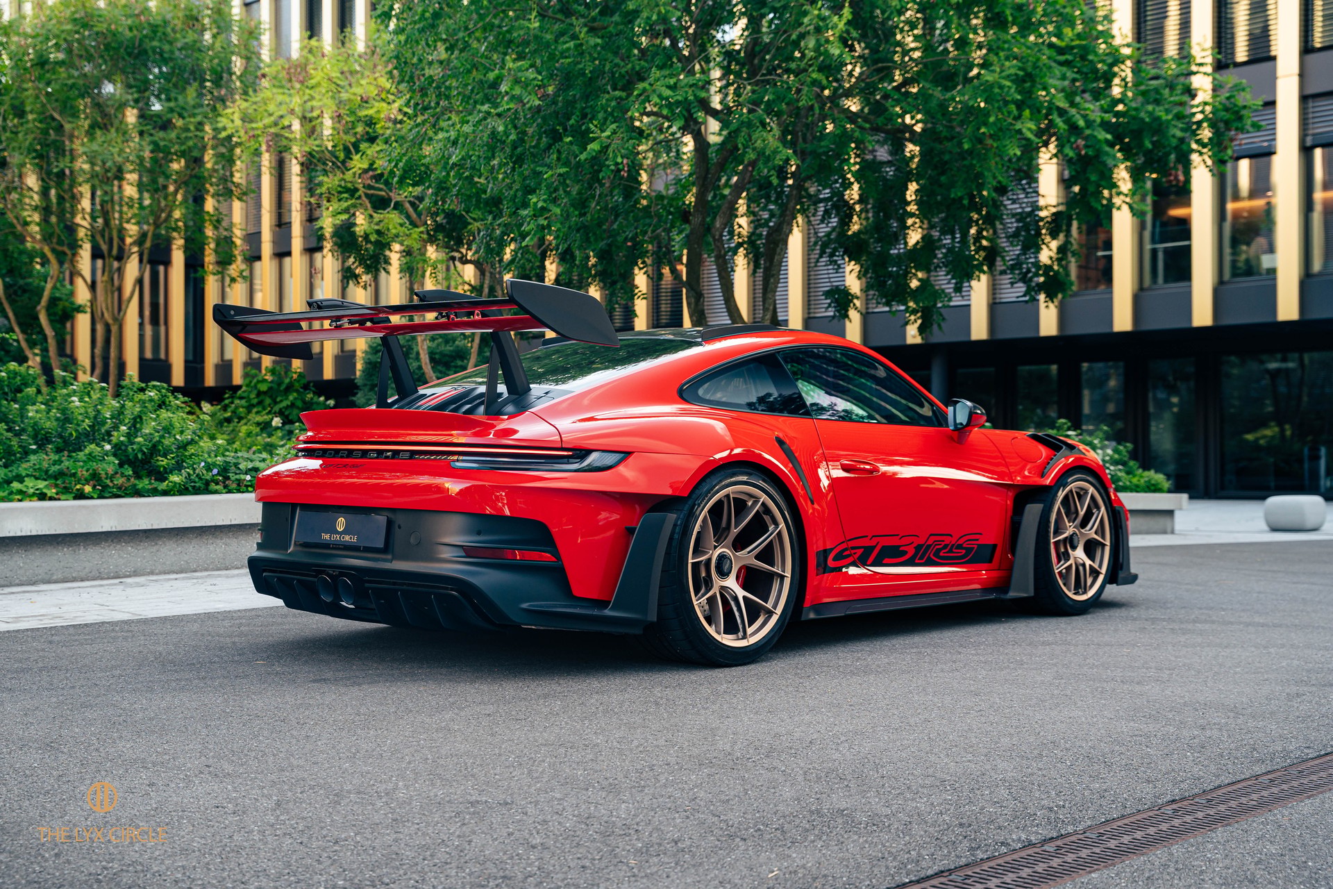 PORSCHE 911 GT3 RS Weissach-image-5