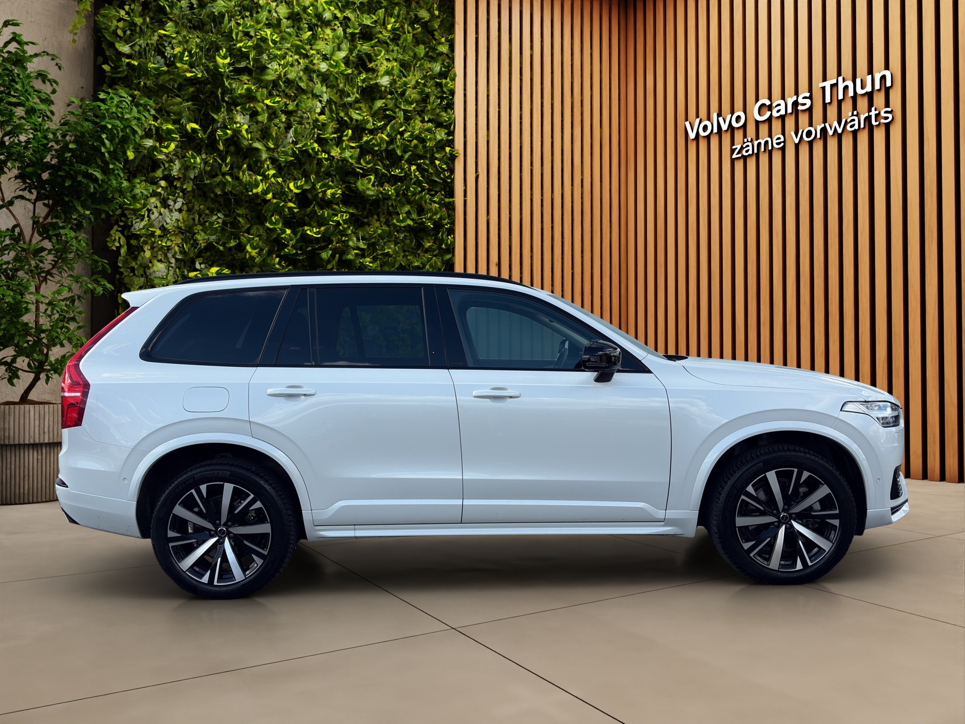 VOLVO XC90 2.0 T8 TE Plus Dark 7P. eAWD-image-3