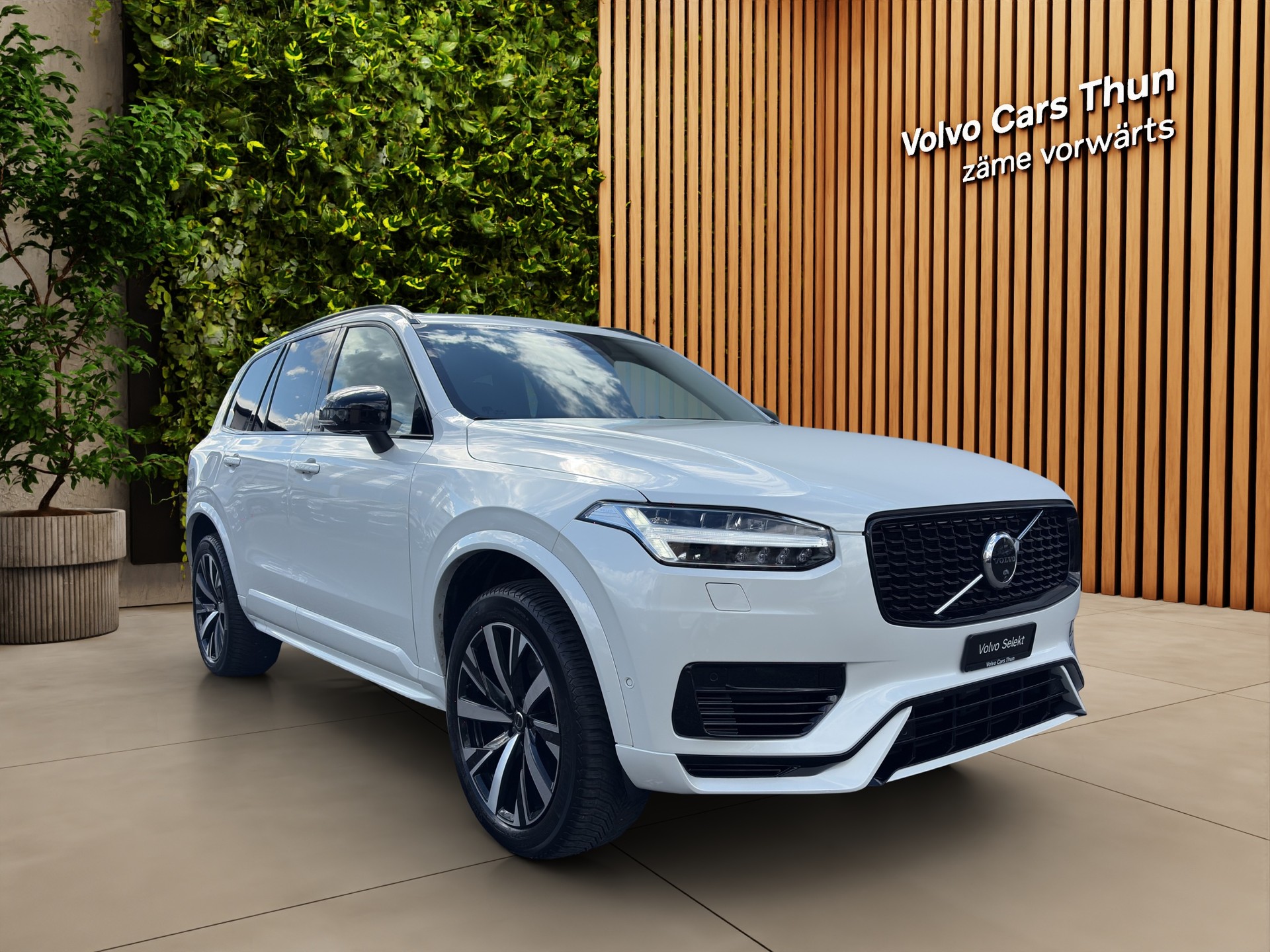VOLVO XC90 2.0 T8 TE Plus Dark 7P. eAWD-image-2