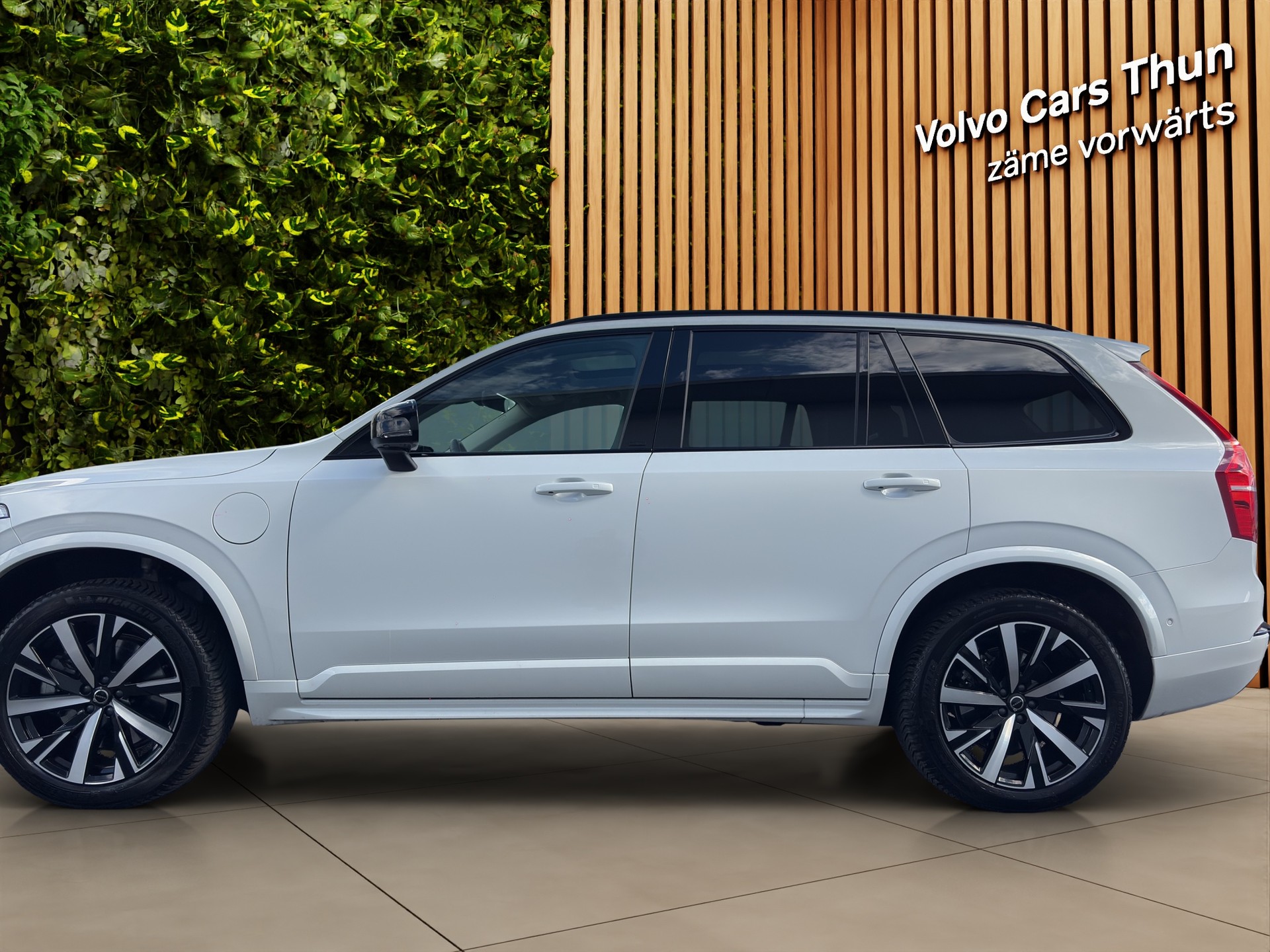 VOLVO XC90 2.0 T8 TE Plus Dark 7P. eAWD-image-4