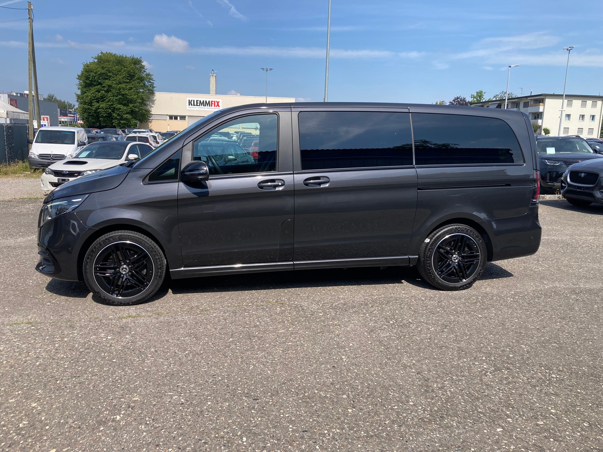 MERCEDES-BENZ V 300 d lang Exclusive 4Matic 9G-Tronic-image-3