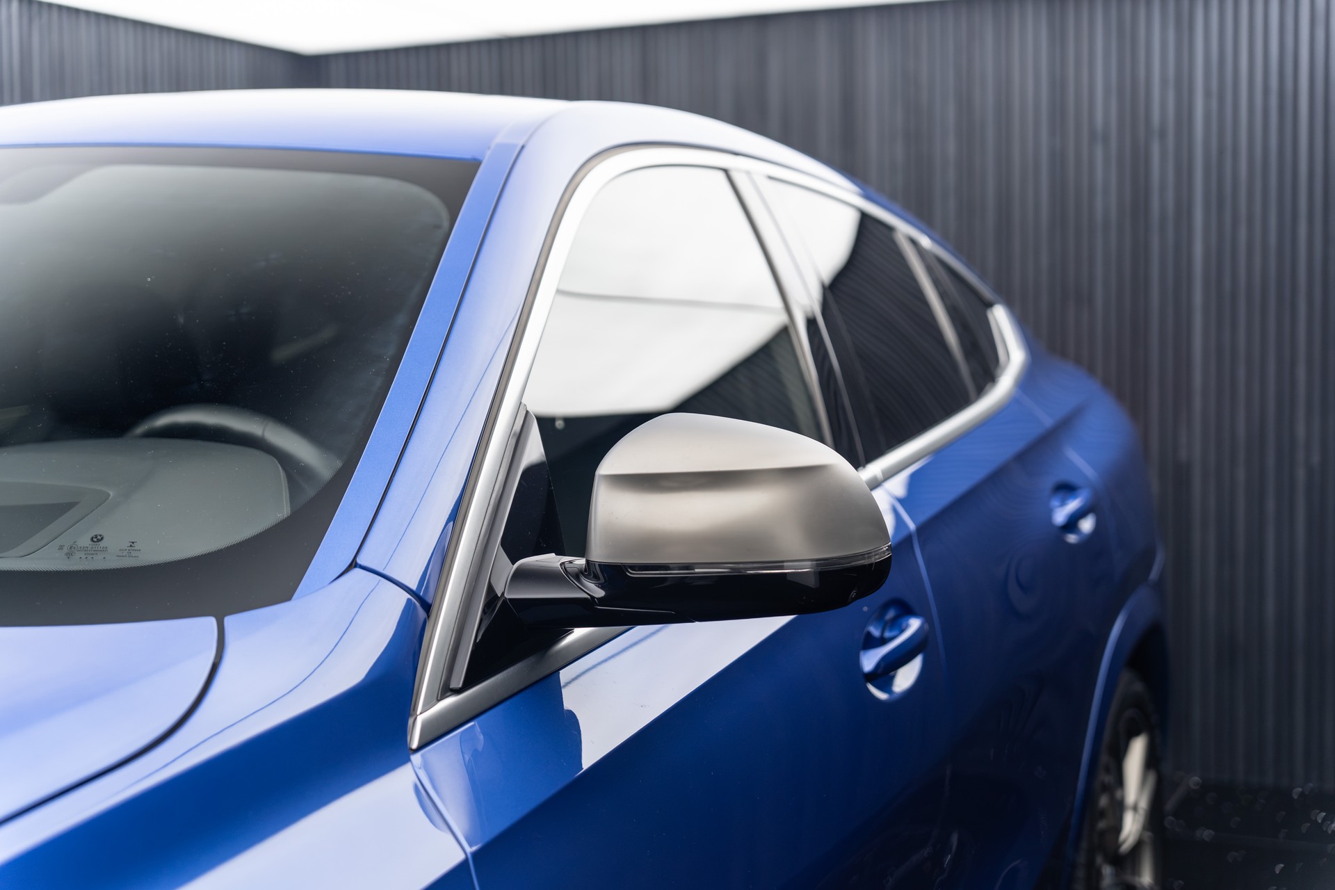 BMW X6 M50d-image-19
