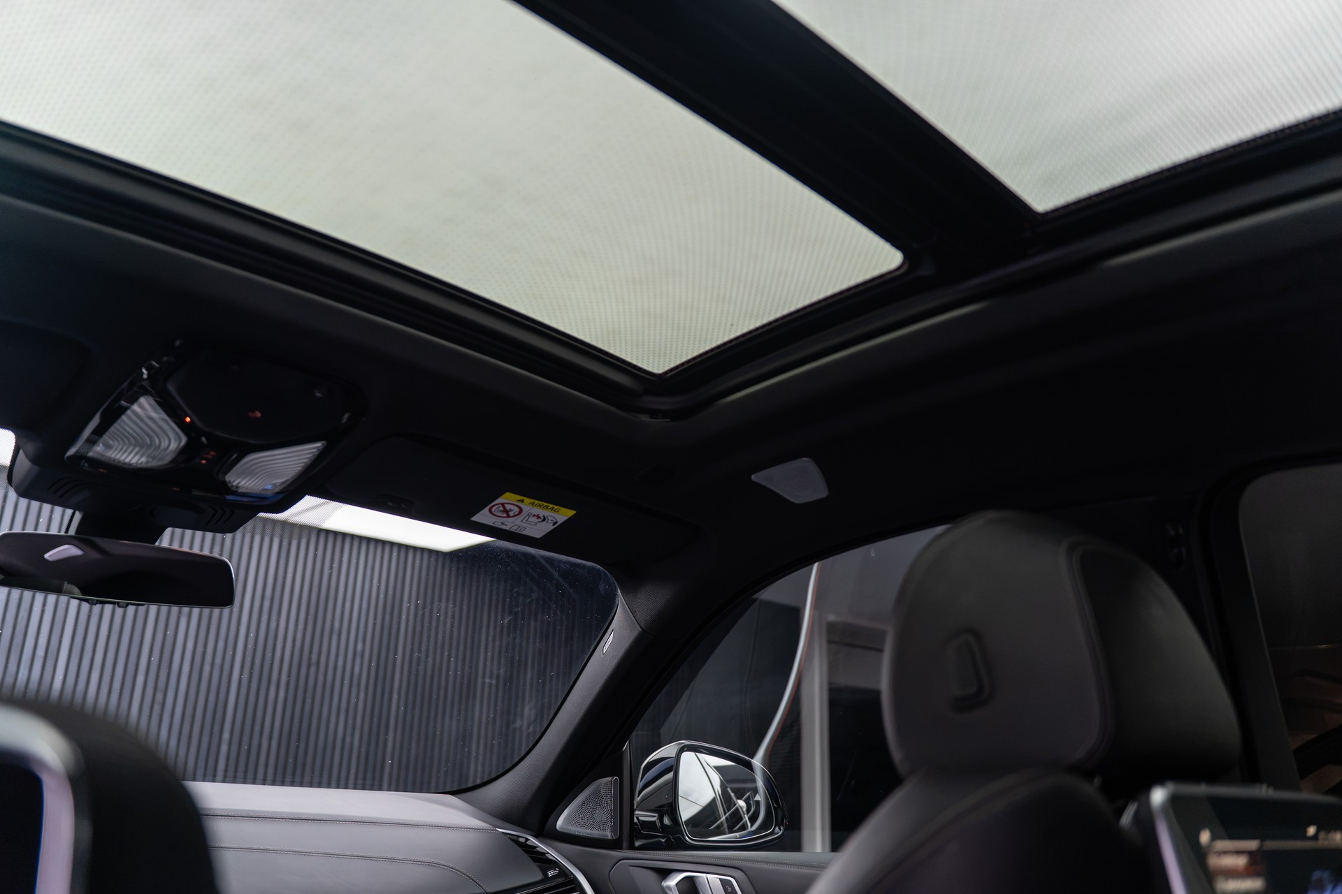 BMW X6 M50d-image-15