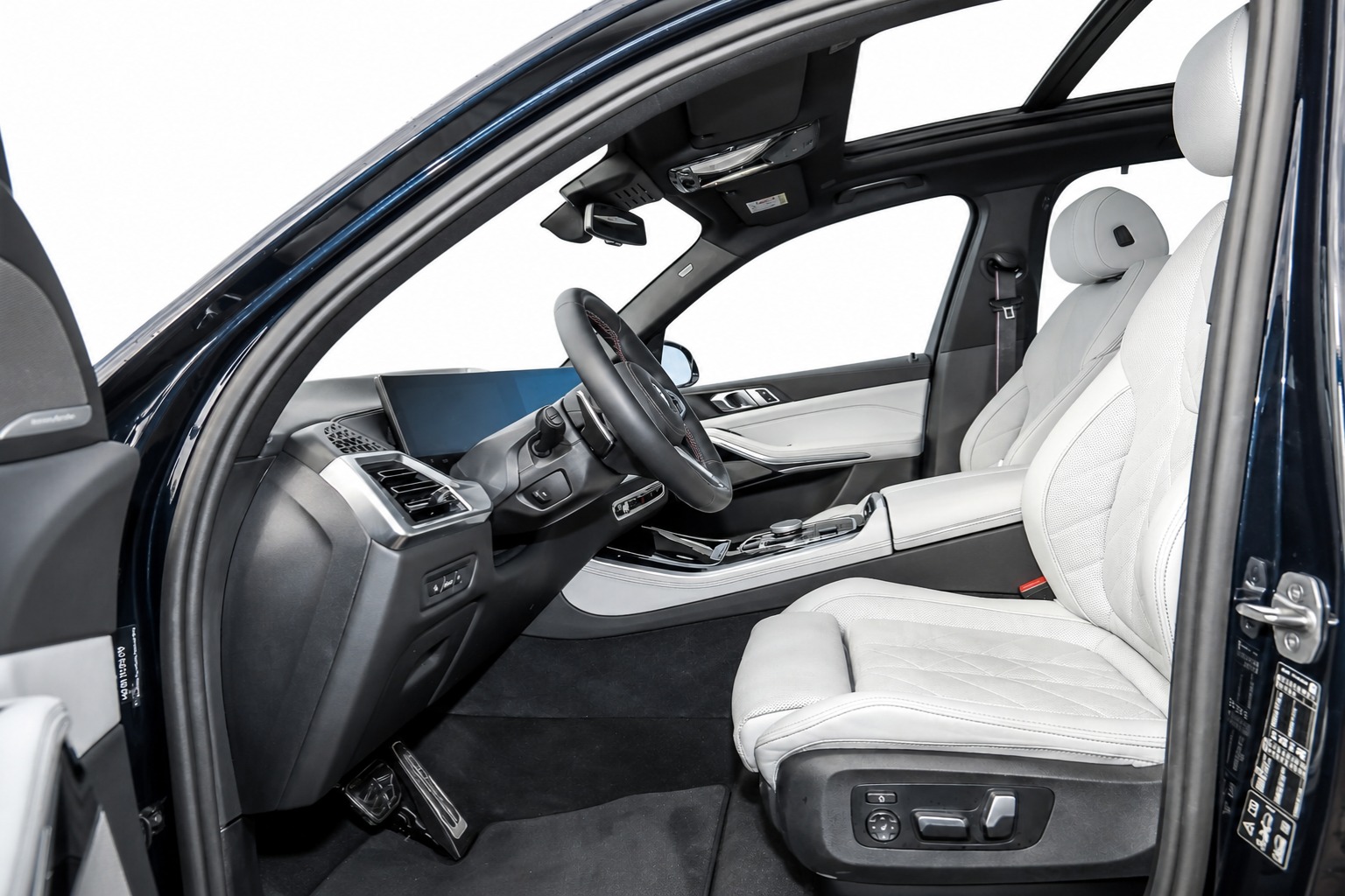 BMW X5 xDrive 48V M60i M Sport Pro Steptronic-image-9