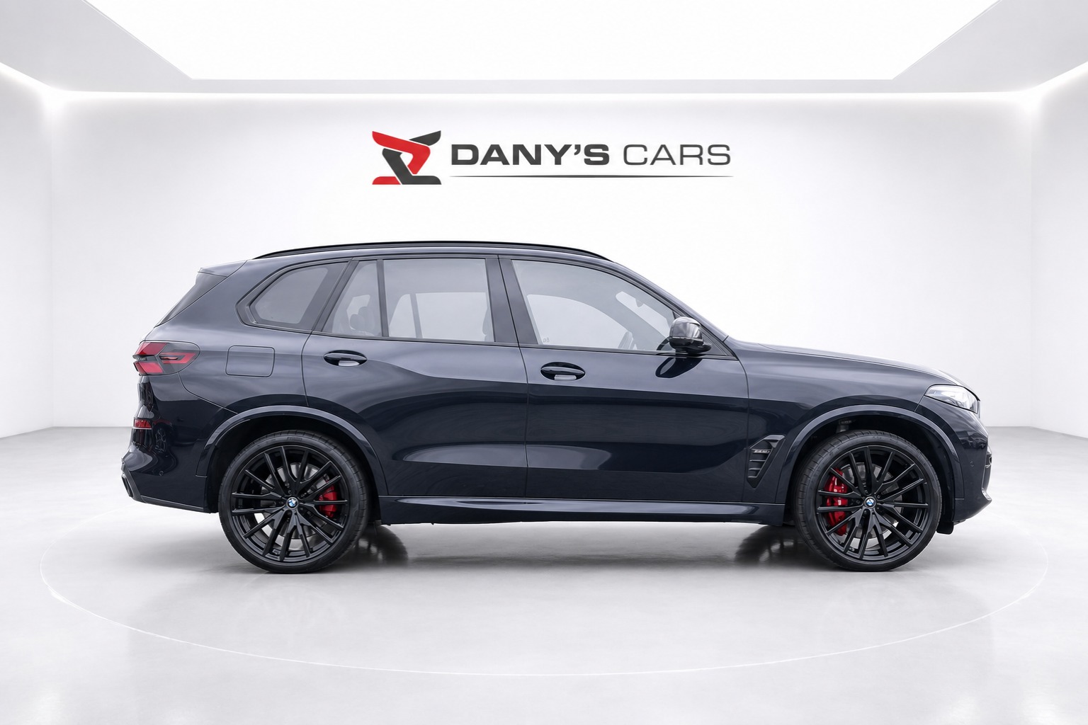 BMW X5 xDrive 48V M60i M Sport Pro Steptronic-showroom-element-3