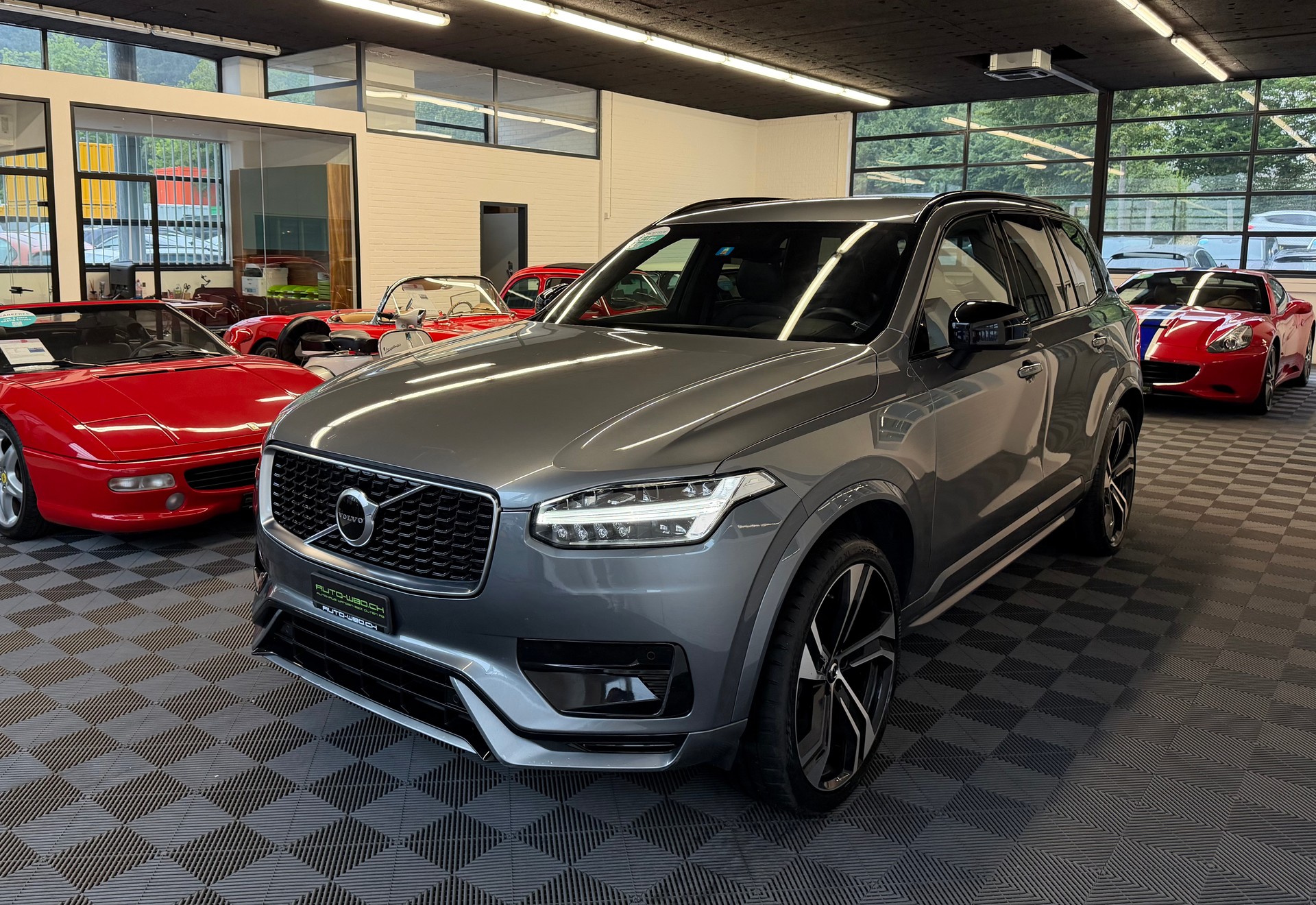 VOLVO XC90 B5 Diesel Mild Hybrid AWD R-Design Geartronic-image-6