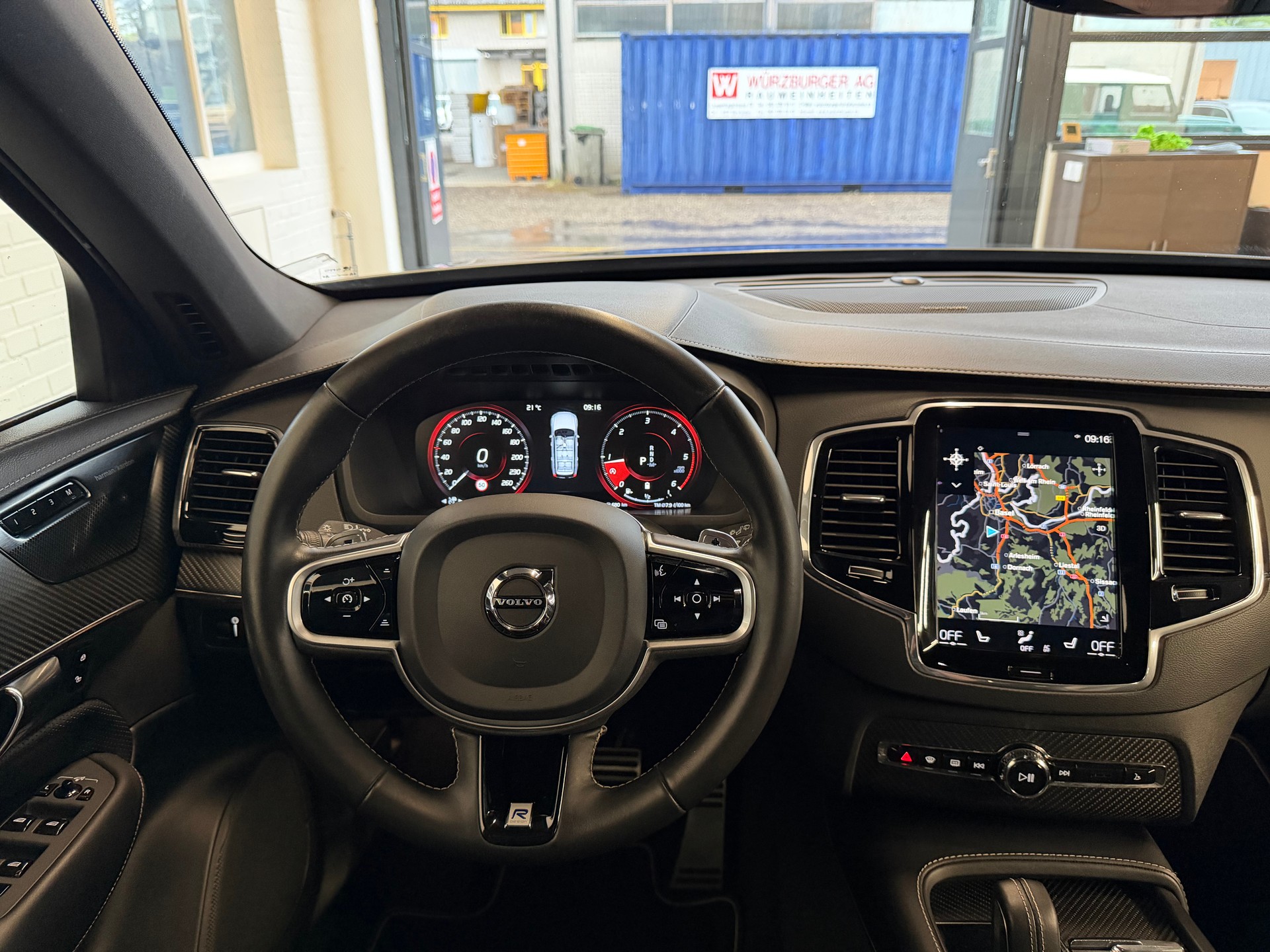 VOLVO XC90 B5 Diesel Mild Hybrid AWD R-Design Geartronic-image-14