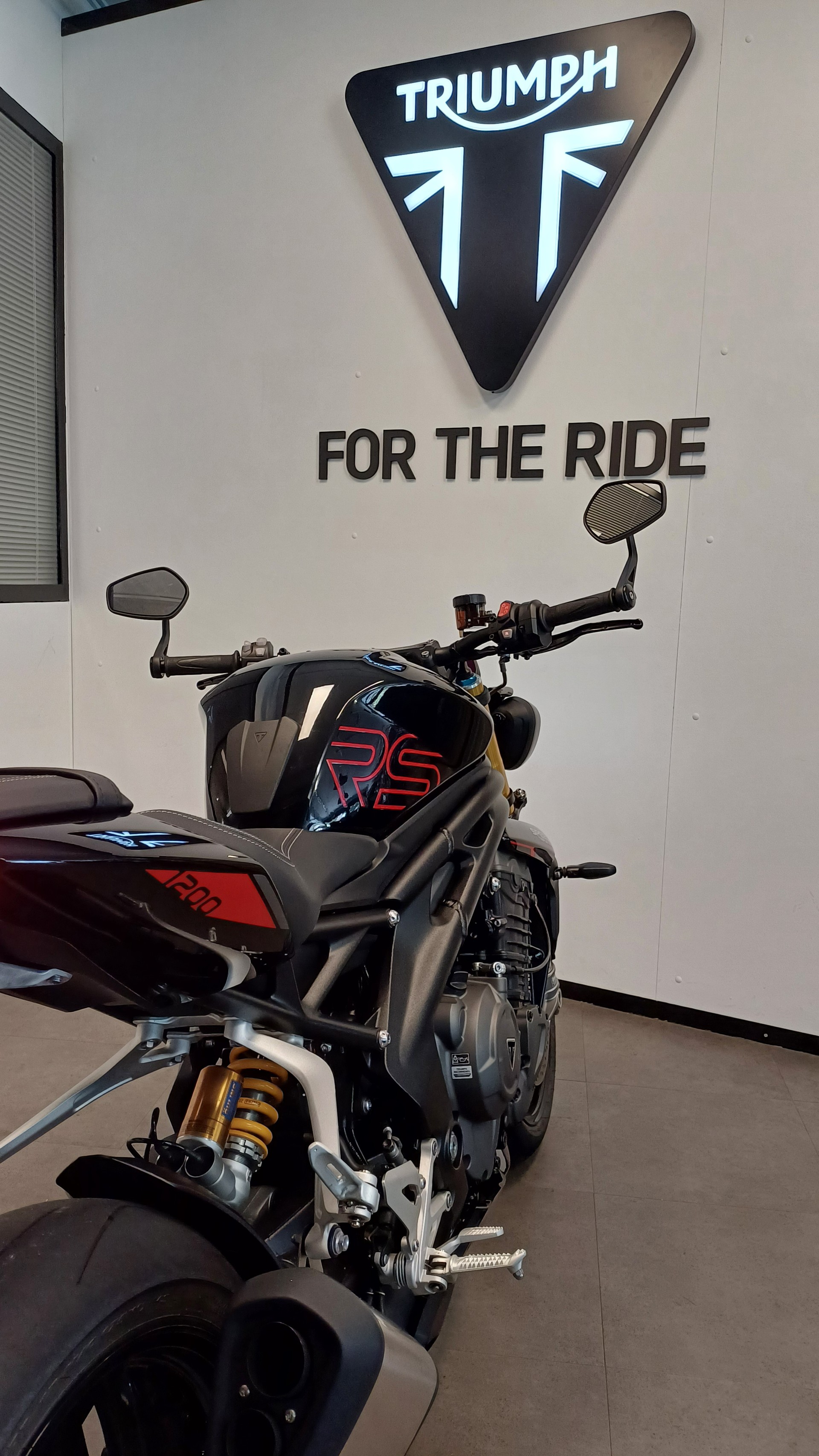 TRIUMPH Speed Triple 1200 RS-image-11
