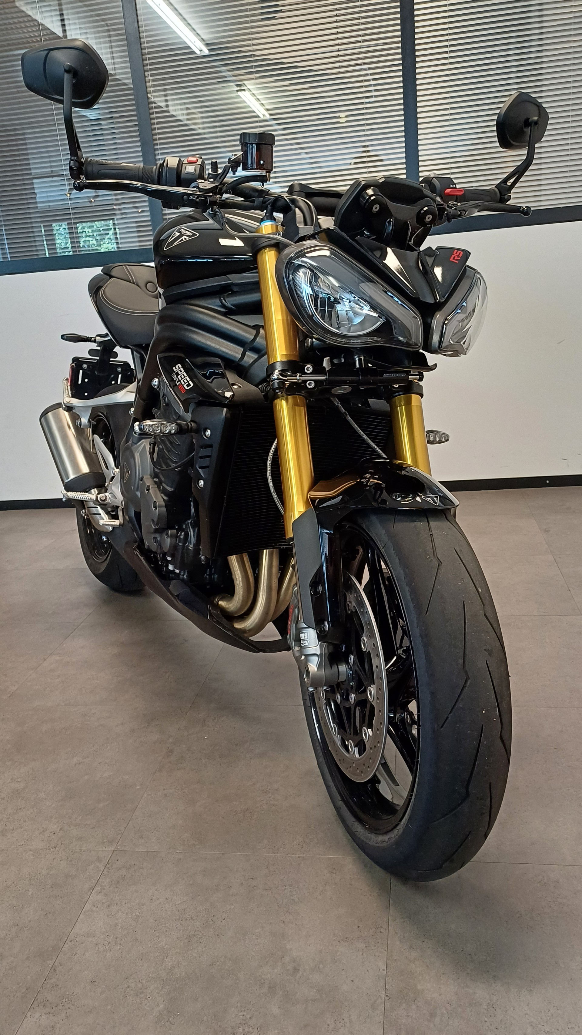 TRIUMPH Speed Triple 1200 RS-image-4
