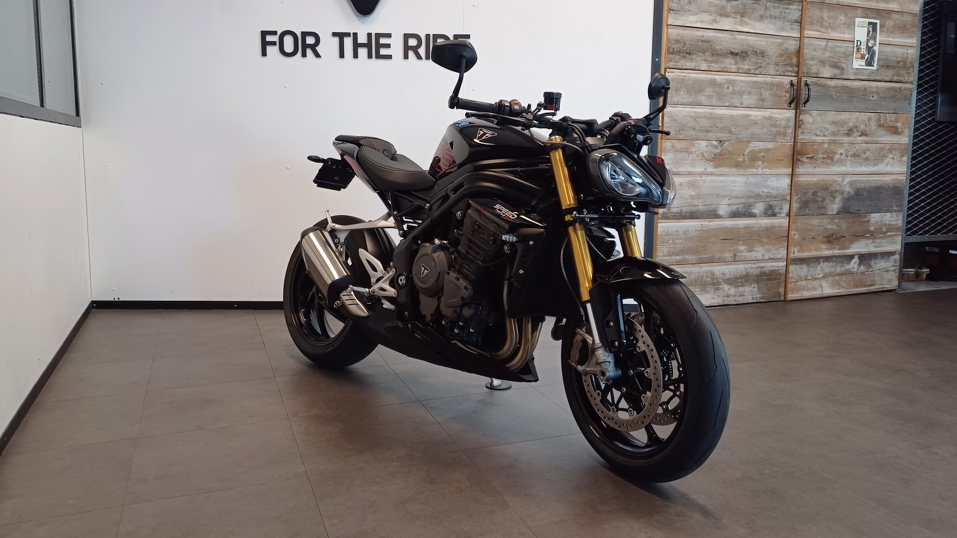 TRIUMPH Speed Triple 1200 RS-image-7