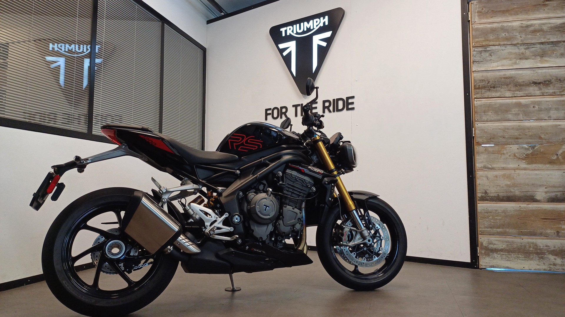 TRIUMPH Speed Triple 1200 RS-image-3