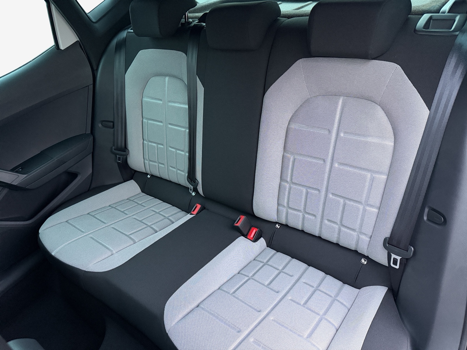 SEAT Ibiza 1.0 EcoTSI Move FR DSG-image-11