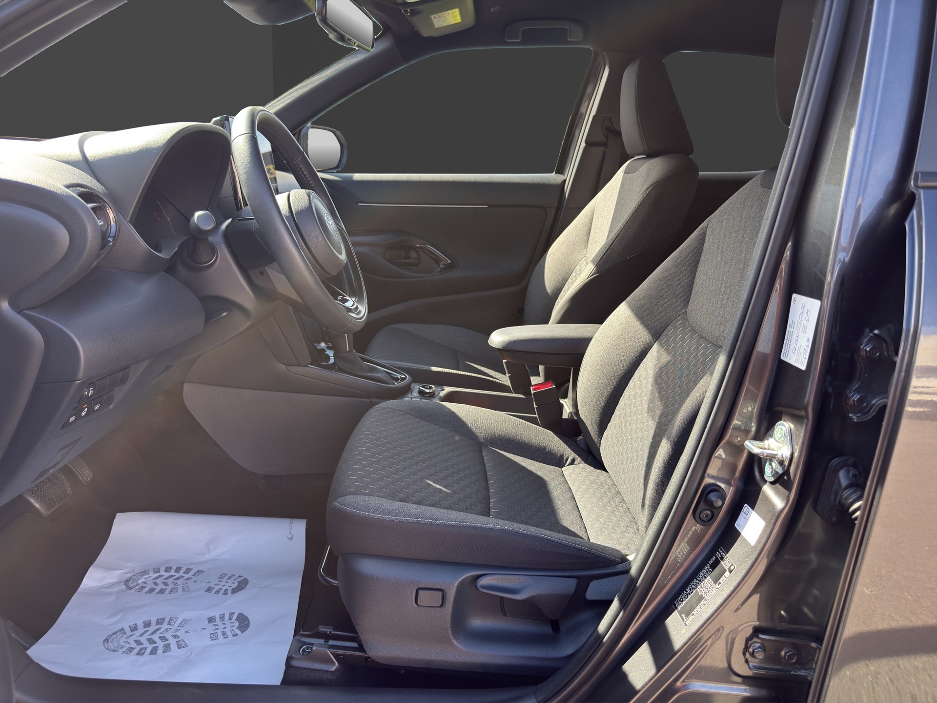 TOYOTA Yaris Cross 1.5 Trend AWDi e-CVT-image-14