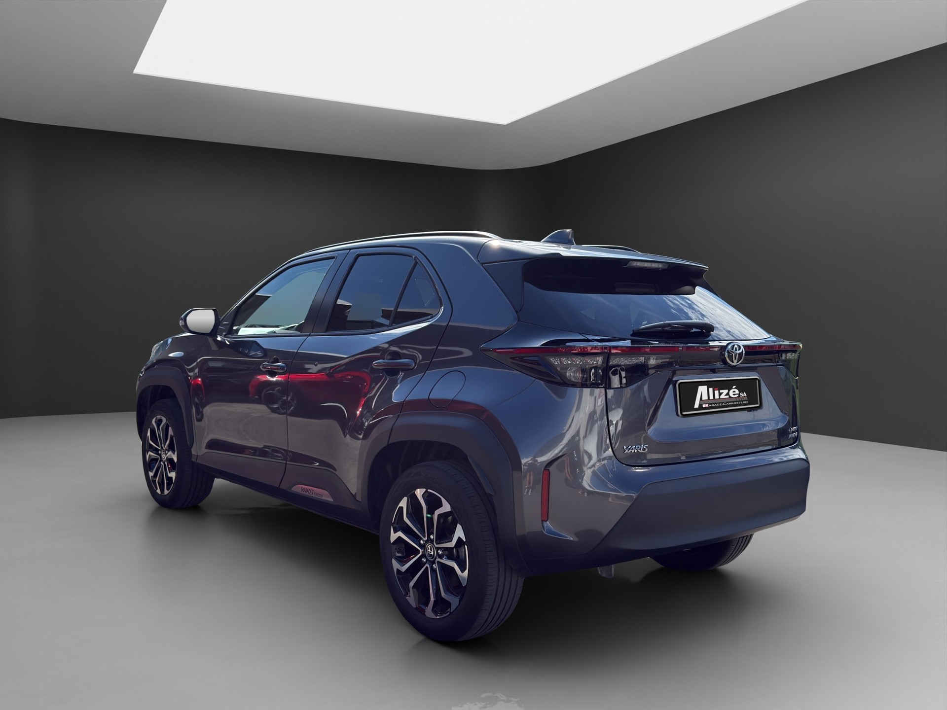 TOYOTA Yaris Cross 1.5 Trend AWDi e-CVT-image-4