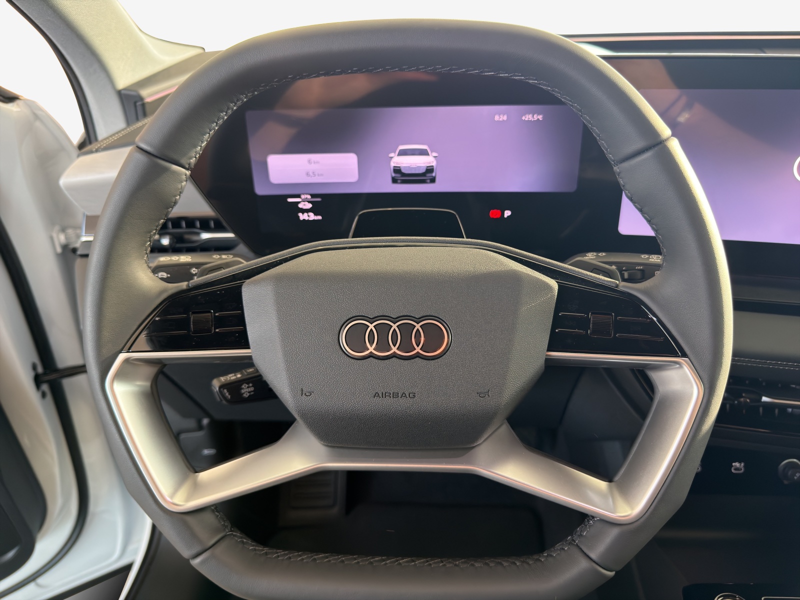 AUDI Q6 e-tron quattro-image-9