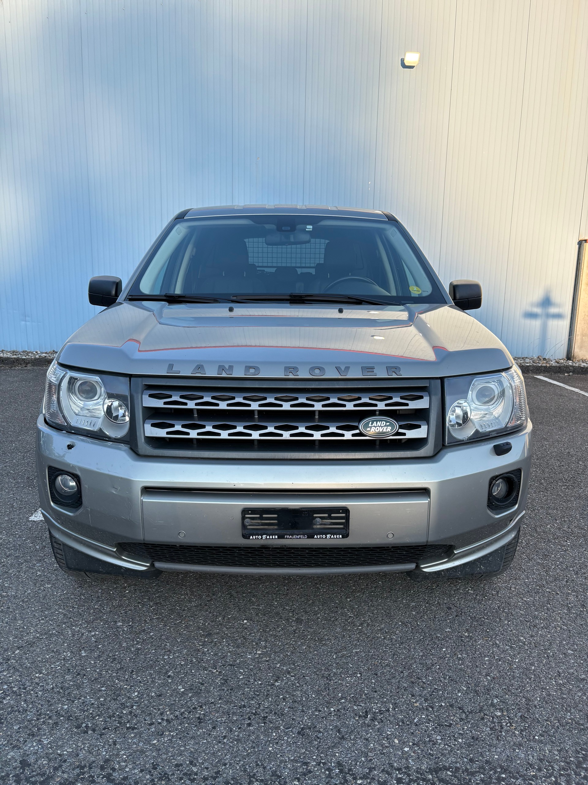 LAND ROVER Freelander 2.2 TD4 E Automatic-image-3