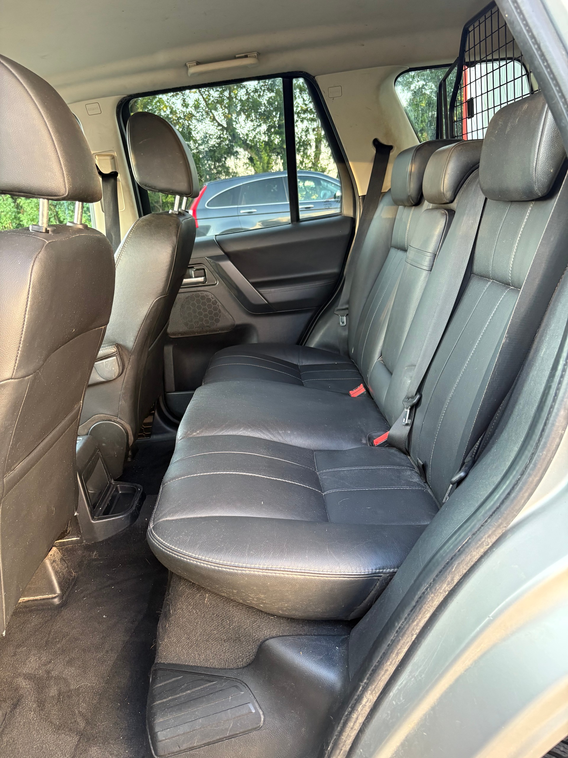LAND ROVER Freelander 2.2 TD4 E Automatic-image-9