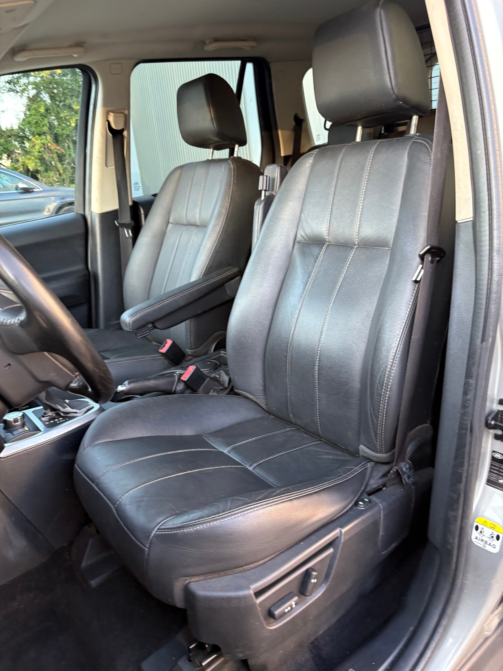 LAND ROVER Freelander 2.2 TD4 E Automatic-image-10