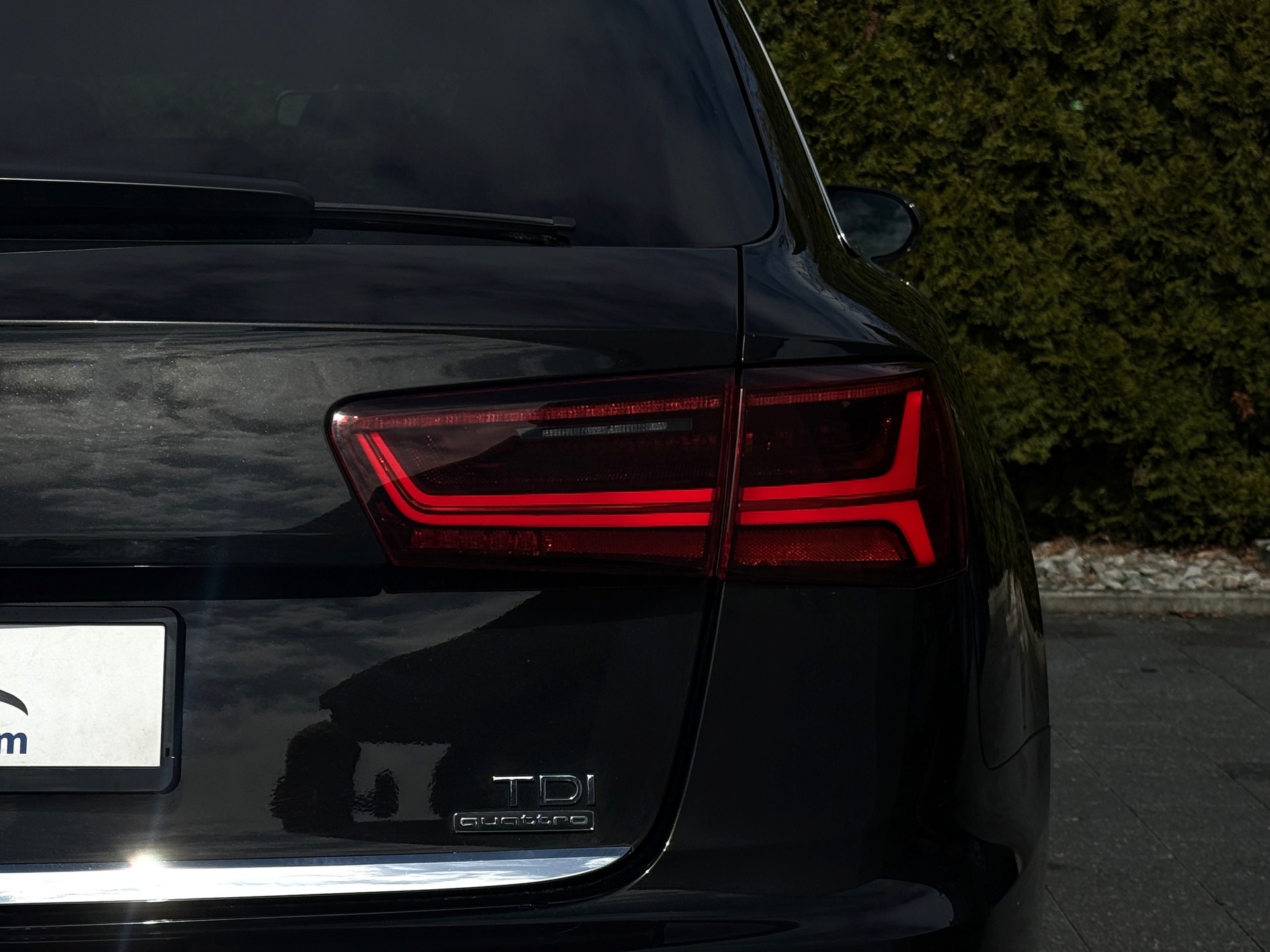 AUDI A6 Avant 3.0 TDI V6 quattro S-tronic / CH-Fahrzeug-image-11
