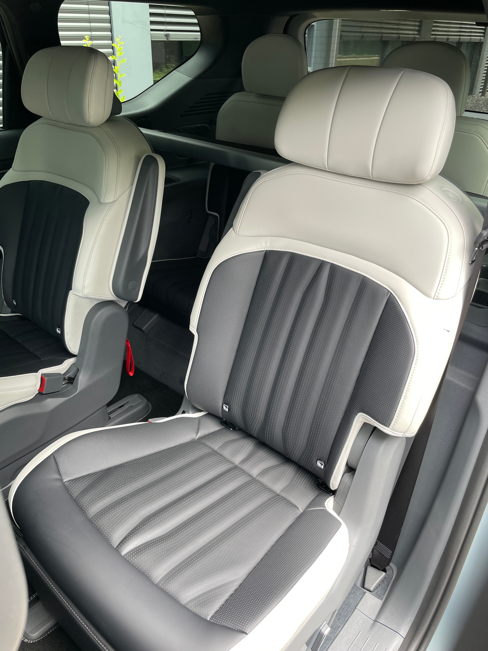 KIA EV9 99,8 kWh GT-Line 4x4 mit Panoramadach und 6-Sitzer-image-15