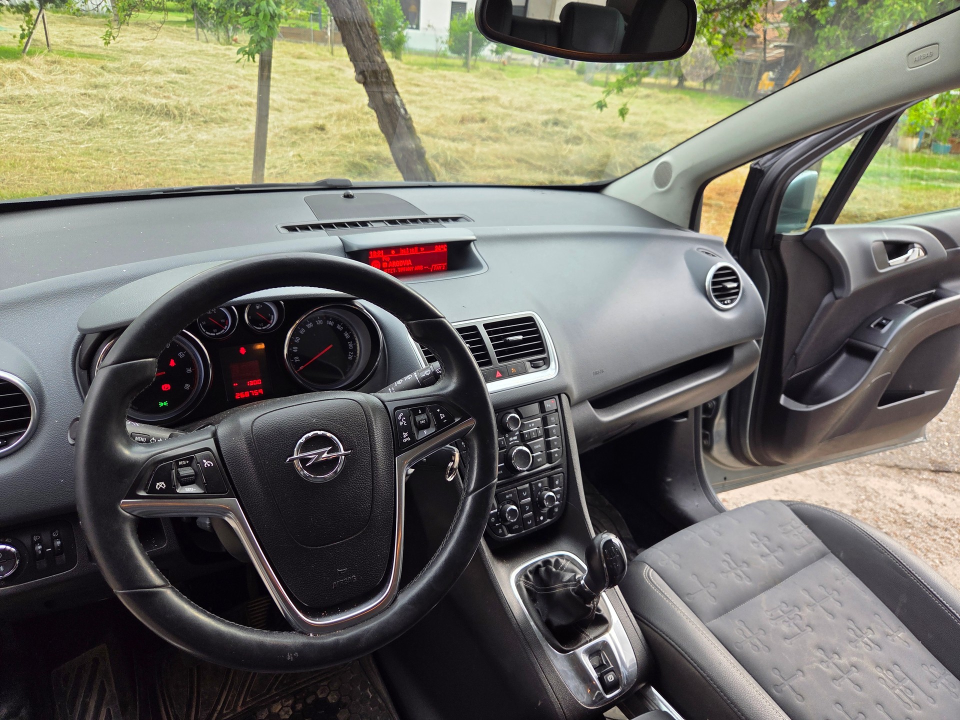 OPEL Meriva 1.4 Turbo-image-3