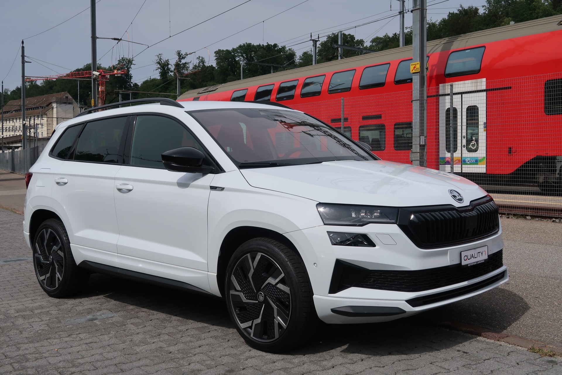 SKODA Karoq 2.0 TSI SportLine 4x4 DSG-showroom-element-2