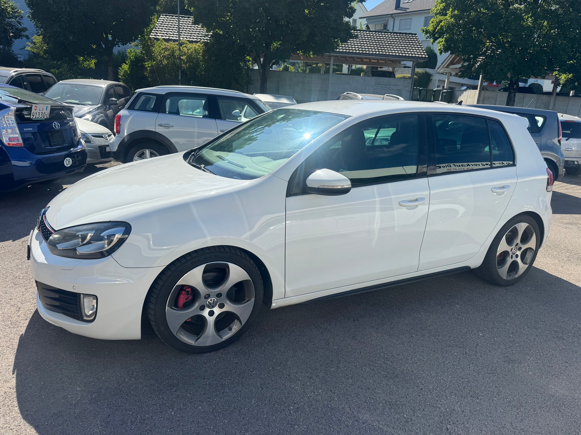 VW Golf 2.0 TSI GTI DSG-image-1